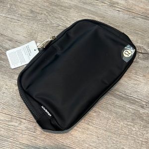 Lululemon Black XL Everywhere Belt Bag NEW With Tags!